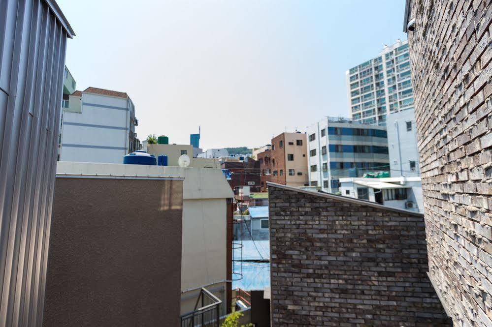 Inside Busan Hostel Exterior foto